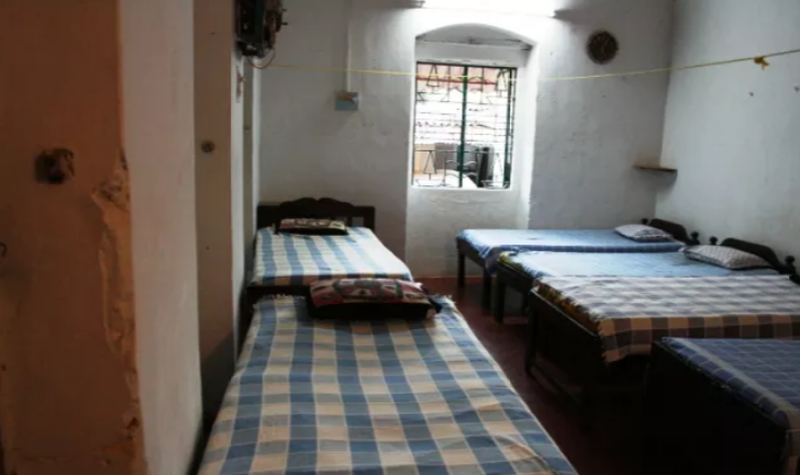 Anjunapalms Guesthouse-5 Bed Room Non AC